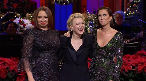 Kate McKinnon Reunites With ‘Old Friends’ Kristen Wiig and Maya Rudolph