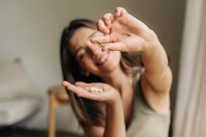 9 Top Anti-Stress Supplements for the Holidays