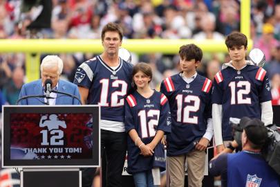 Tom Brady Shares Sweet Snaps from Holiday Ski Trip With His Kids