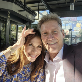 Golden Bachelor’s Gerry, Theresa Smile in 1st Public Selfie: ‘Finally’