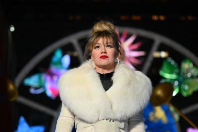 Kelly Clarkson Says She Needs to ‘Work on Me’ Before Another Relationship