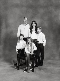 Prince William and Kate Middleton’s Kids Look Grown Up in Christmas Card