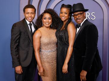 A Guide to Angela Bassett's Family: Husband Courtney B. Vance, 2 Kids