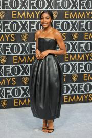 The Bear's Ayo Edebiri Thanks Her 'Found Family' After Winning 1st Emmy