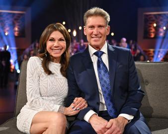 Golden Bachelor’s Gerry Turner Marries Theresa Nist in Televised Wedding