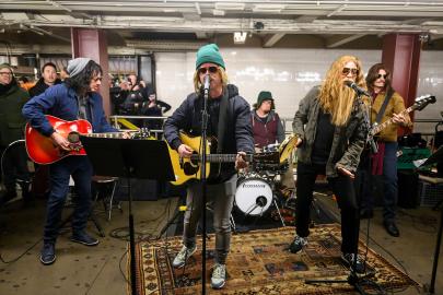 Watch Green Day and Jimmy Fallon Rock a NYC Subway Station