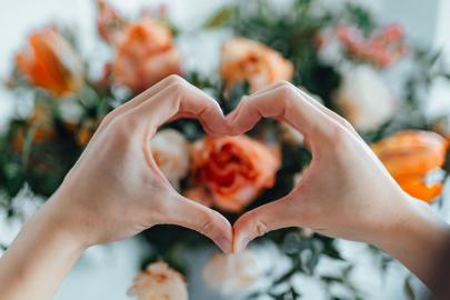 10 Instantly Iconic Valentine's Day Gifts for Her
