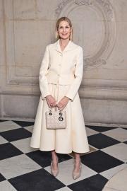 Kelly Rutherford Channels ‘Gossip Girl’ Style at Paris Fashion Week