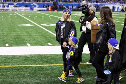 Kelly Stafford Wants to 'Move On' After Saying Fans Booed Her Kids