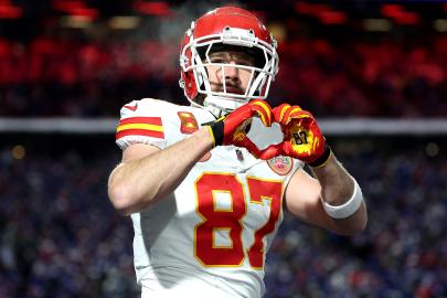 Travis Kelce Throws Up Taylor Swift's Iconic Hand Heart After Touchdown
