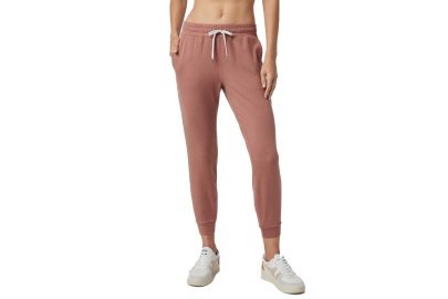 These Bestselling Vuori Joggers Have Over 30,000 Reviews
