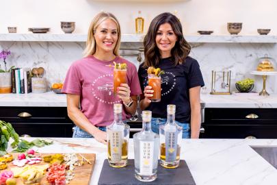 Carrie Underwood’s Advice to Best Friend Ivey for Starting Tequila Brand