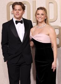 Reese Witherspoon Brings Son Deacon as Globes Date Following Jim Divorce