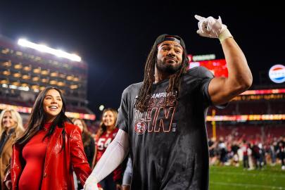 Pregnant 'Bachelor' Alum Sydney Warner Waiting to Travel to Cheer on Husband