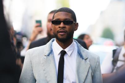 Usher’s Family Guide: Meet the Singer’s Parents, Ex-Wives and Kids