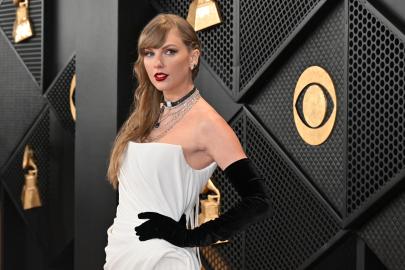 Taylor Swift Walks Away With 2 Awards at the 2024 Grammys