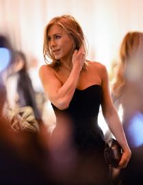 Jennifer Aniston’s Facialist Uses This Tool to Massage Skin ‘Like Dough’
