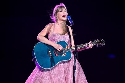 Taylor Swift Will Repeat Surprise Songs 'More Than Once If I Feel Like It'