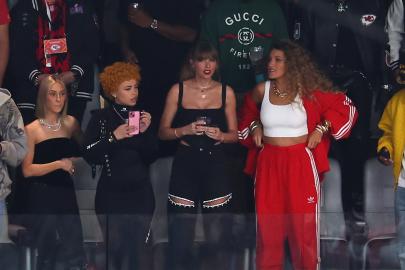 Taylor Swift Wears All Black to 2024 Super Bowl: All Her Game Day Looks