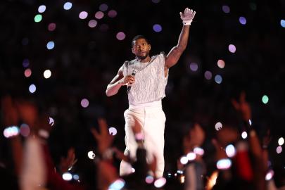 2024 Super Bowl Halftime Show: Usher’s Performance and Guests [Photos]