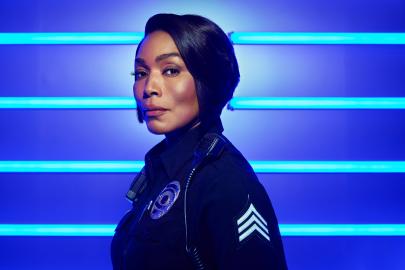 Did Angela Bassett Reference Her Oscar Loss in 9-1-1's Season Premiere?
