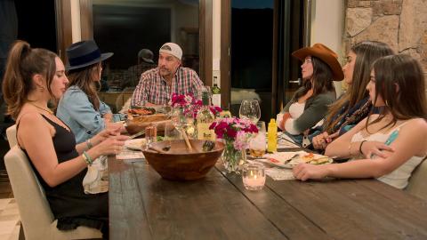 'Buying Beverly Hills' Trailer: Umansky Family Drama Is Front and Center