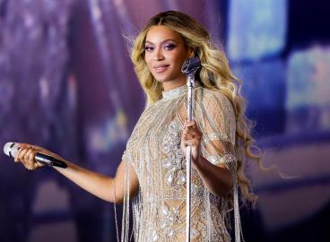 Beyonce Candidly Shares She ‘Did Not Feel Welcomed’ in Country Music