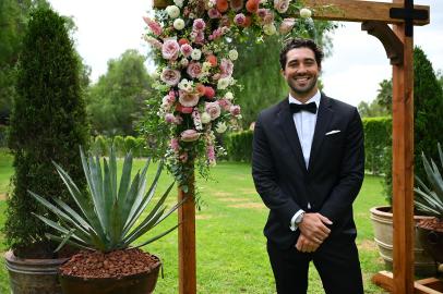 'Bachelor' Recap: Who Is Falling in Love With Joey After Hometowns?