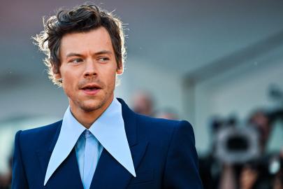 Moving in! Harry Styles ‘Wants to Settle Down’ With GF Taylor Russell