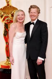 Kirsten Dunst and Jesse Plemons Love Their Sons! Meet the Couple’s Kids