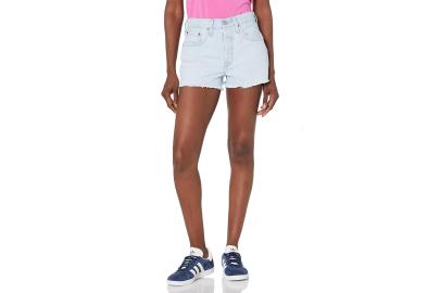 These Classic Levi's Shorts Are My New Spring Favorites 