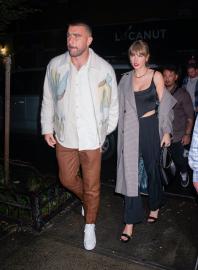 Taylor Swift, Travis Kelce Hold Hands After Intimate Malibu Lunch Date