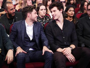 Niall Horan Brings Out Shawn Mendes for Surprise Duet at London Show