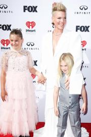 Pink Shares How Her 2 Kids Behave on Tour: ‘First Born vs Second Born’
