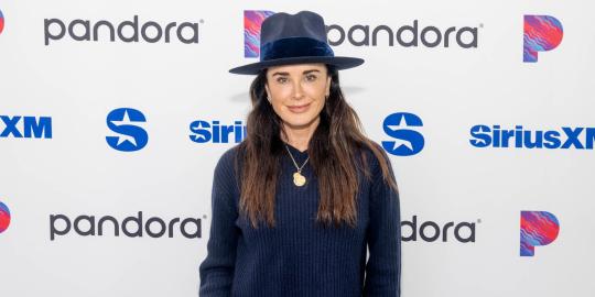 Shop Kyle Richards' Go-To Lip Mask for 20% Off 