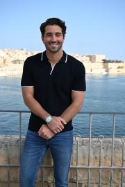 Why Are The Bachelor's Joey’s Eyes Yellow? Gilbert Syndrome Diagnosis