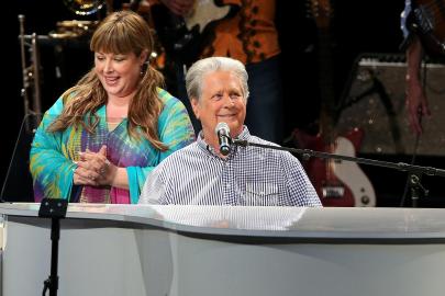 Carnie Wilson Talks Singing Beach Boys Songs With Dad Brian Wilson