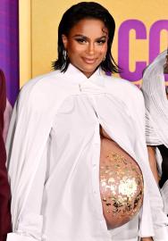 Ciara Says It’s ‘Tough S–t’ Trying to Lose 70 Pounds of Post-Baby Weight