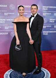 Katy Perry and Orlando Bloom Hold Hands at Breakthrough Prize Ceremony