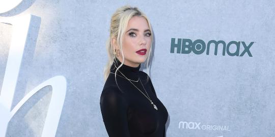 Ashley Benson Nailed Cool Mom Style With These Exact Slouchy Jeans