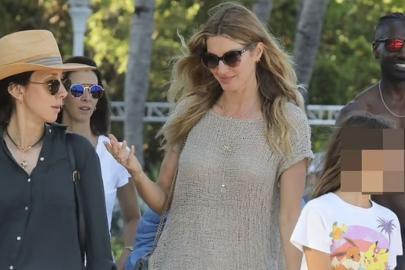 Gisele Bundchen Just Stepped Out in the Ultimate Rich Mom Top 