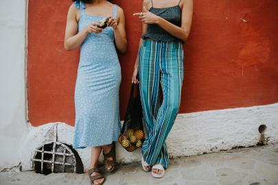 17 Chic Transitional Sandals That Fit Both Narrow and Wide Feet