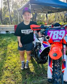 15-Year-Old Dirt Bike Star Amelia Kotze Dead After Race Crash