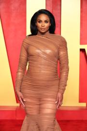 Ciara Celebrates a Win in Her Weight Loss Journey After the ‘Scale Moved’