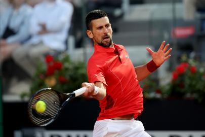 Novak Djokovic Struck in Head by a Water Bottle After Italian Open Match