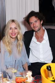 Sienna Miller’s 'Magical' Babymoon Was 1st Trip With Boyfriend Oli Green