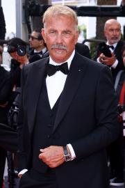 Kevin Costner Brought to Tears After 10-Minute Standing Ovation at Cannes