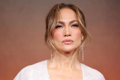 'Heartsick' Jennifer Lopez Cancels Summer Tour to Be With Family