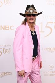 Kid Rock Allegedly Waves Gun During ‘Off the Rails’ Interview