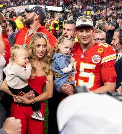 Patrick Mahomes Sweetly Reads Picture Books to His 2 Kids